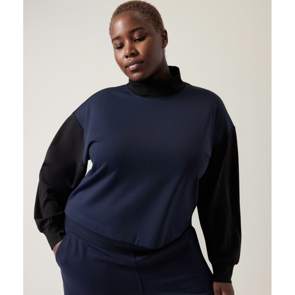 NWT Athleta Venice Long Sleeve Sweatshirt in Black/Navy, Size 2X